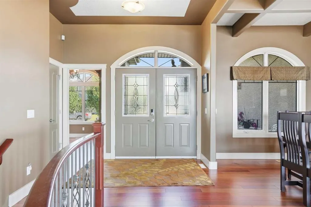 87 Royal Ridge Terrace NW — photo 3
