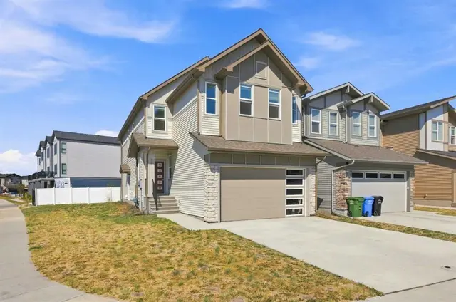 71 Belvedere Green SE