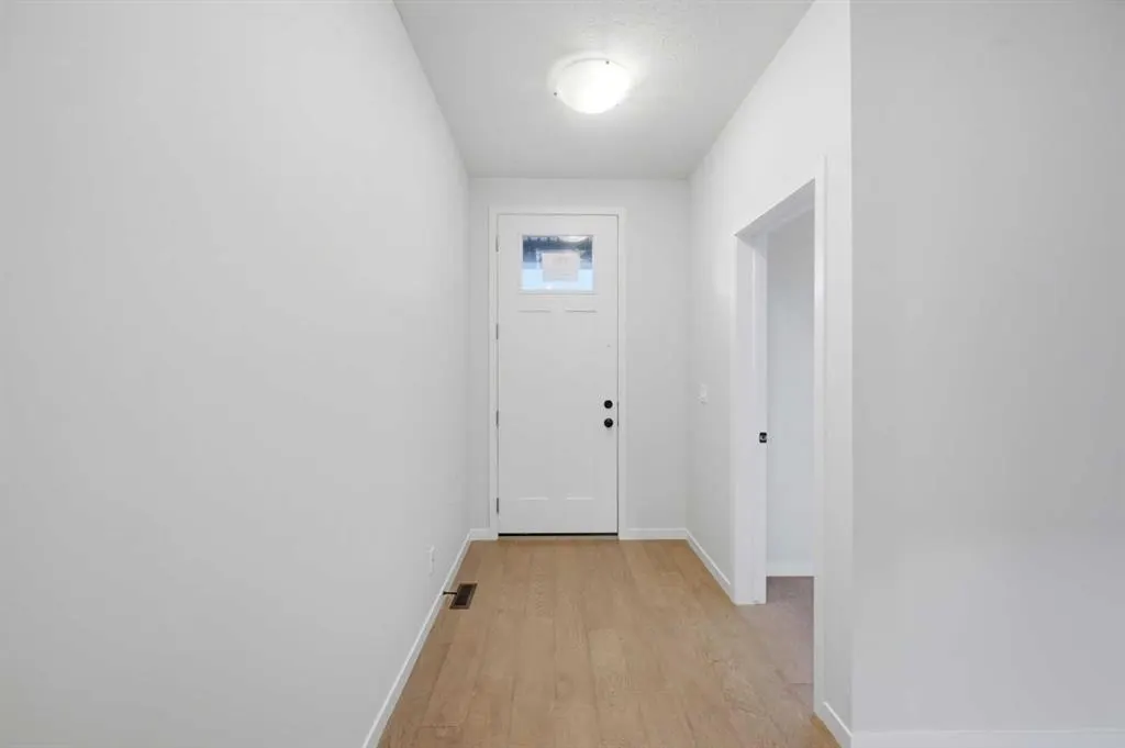 156 Seton Villas SE — photo 2