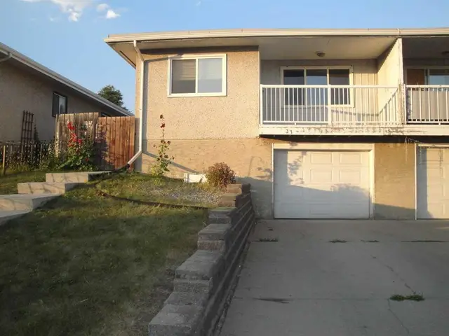 31 Huntford Road NE