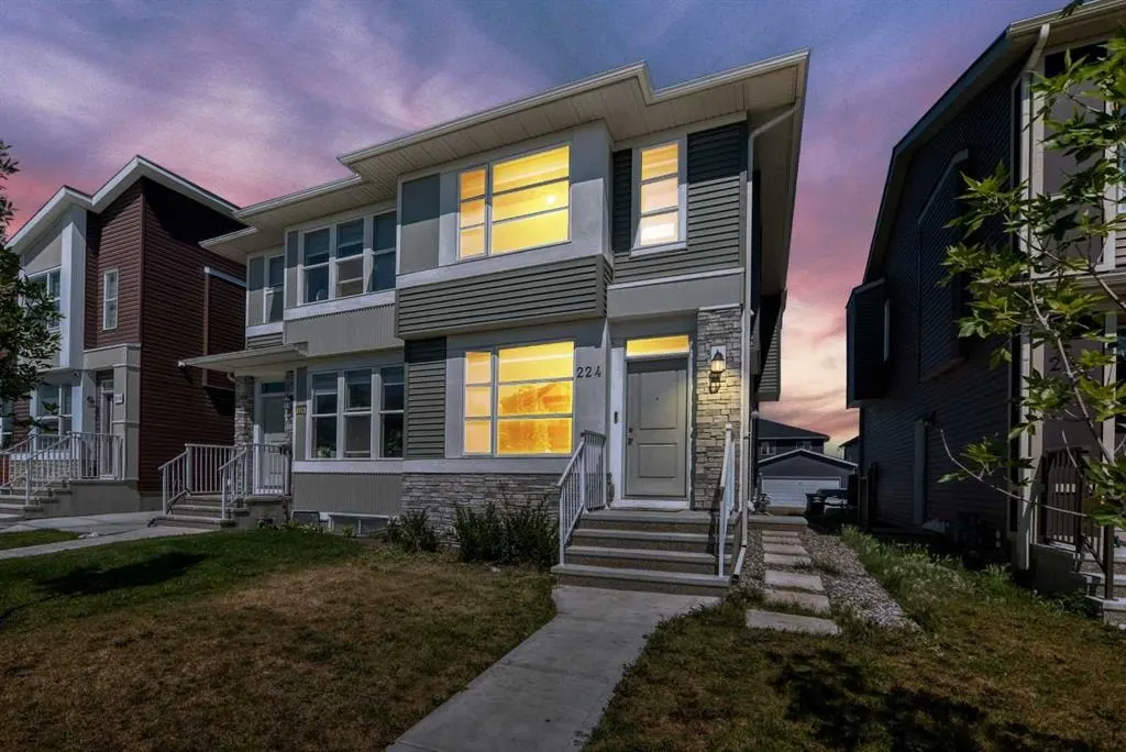 224 CORNER MEADOWS Way — photo 2