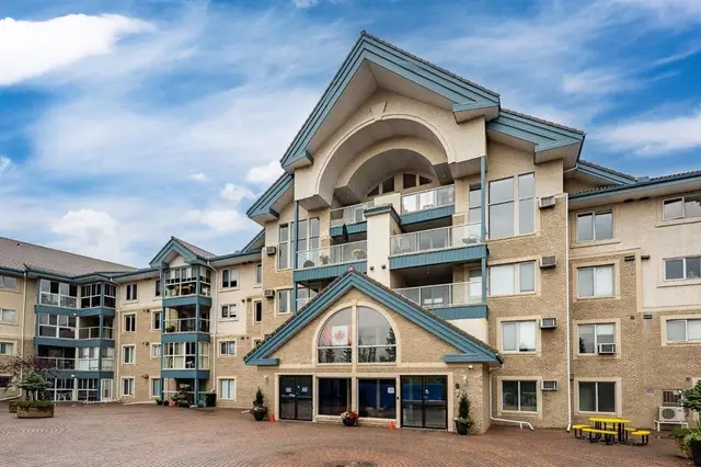 7239 Sierra Morena Boulevard SW #306