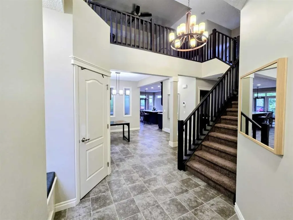 495 Cranford Drive SE — photo 2