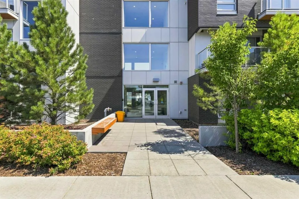 3130 Thirsk Street NW #408 — photo 3