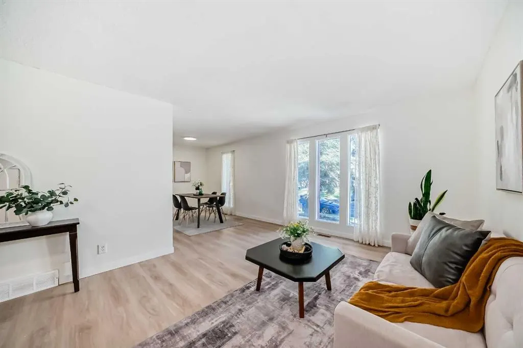 7807 20A Street SE — photo 3