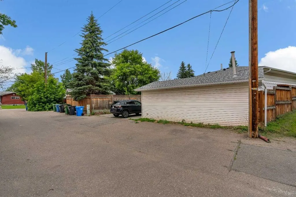 27 Dovercrest Way SE — photo 3