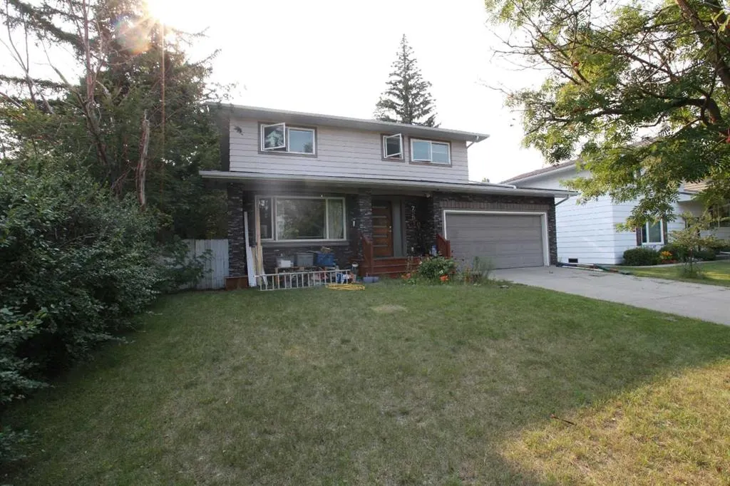 7331 Keewatin Street SW — photo 3