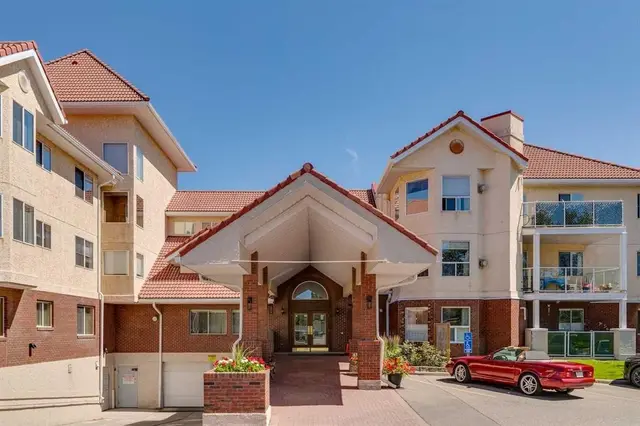 1818 Simcoe Boulevard SW #3238