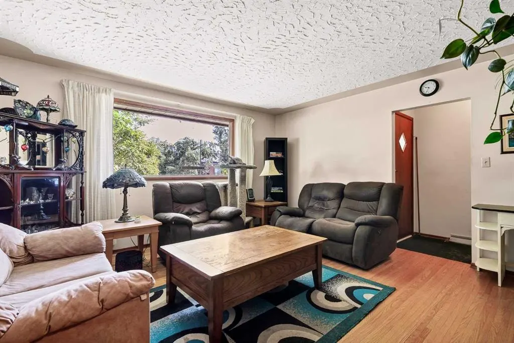 3803 4 Avenue SW — photo 3