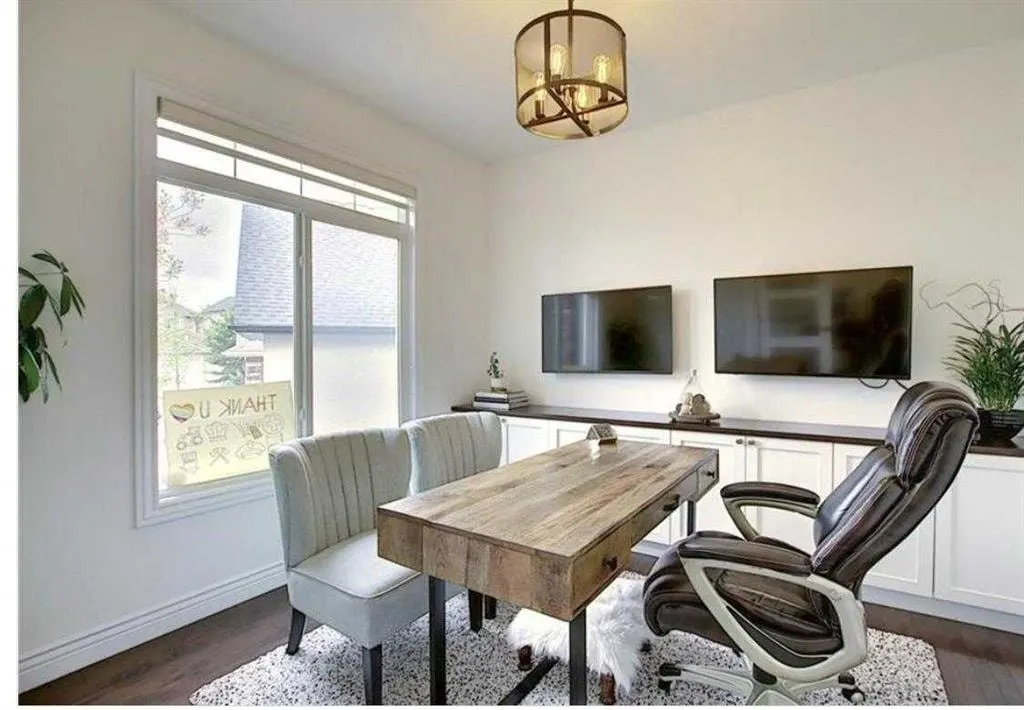 210 Panatella Heath NW — photo 2