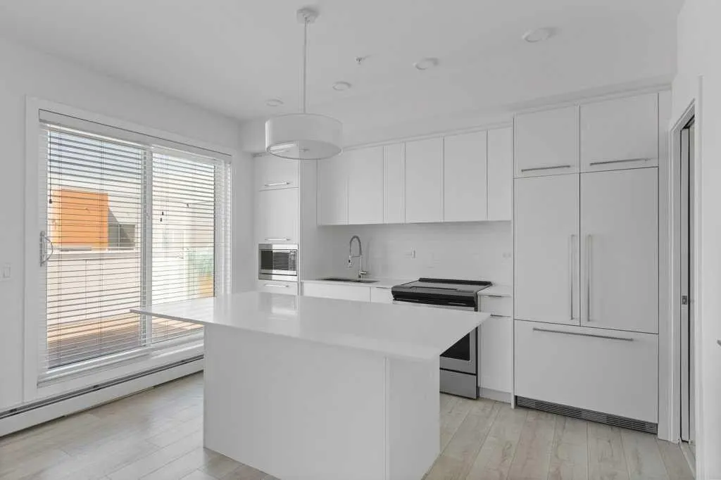 3130 Thirsk Street NW #415 — photo 3