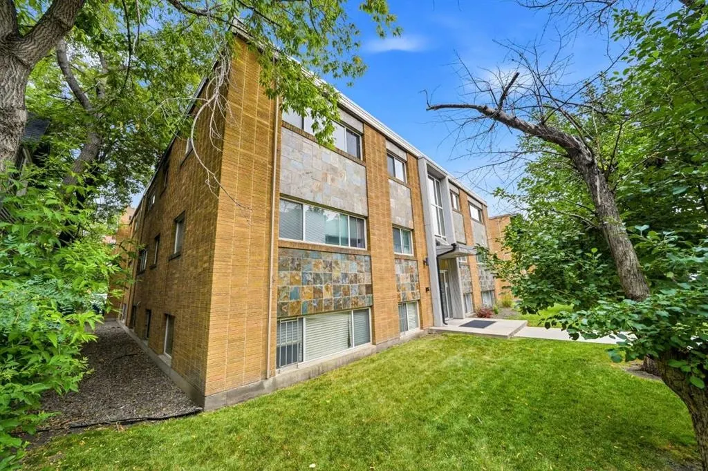 316 22 Avenue SW #18 — photo 3