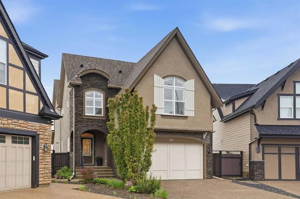 127 Marquis Grove SE — photo 3