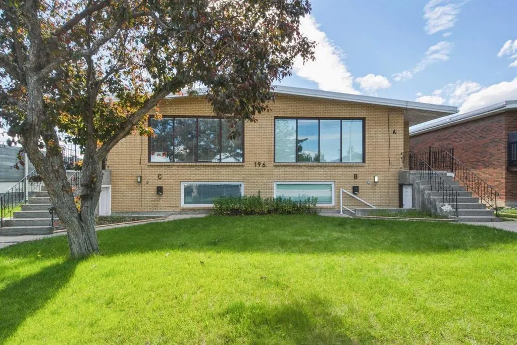 196 Gordon Drive SW — photo 2