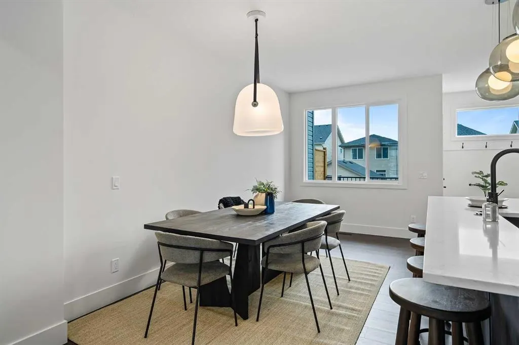 872 Sora Boulevard SE — photo 3