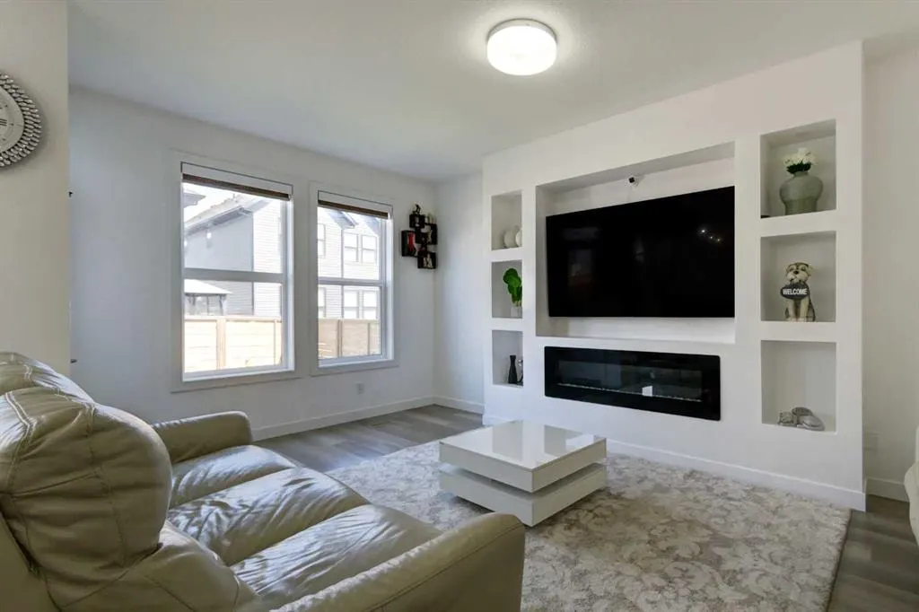 92 Copperhead Grove SE — photo 3