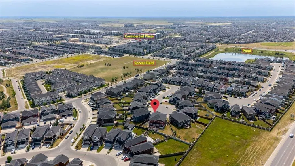 62 Redstone Mews NE — photo 3