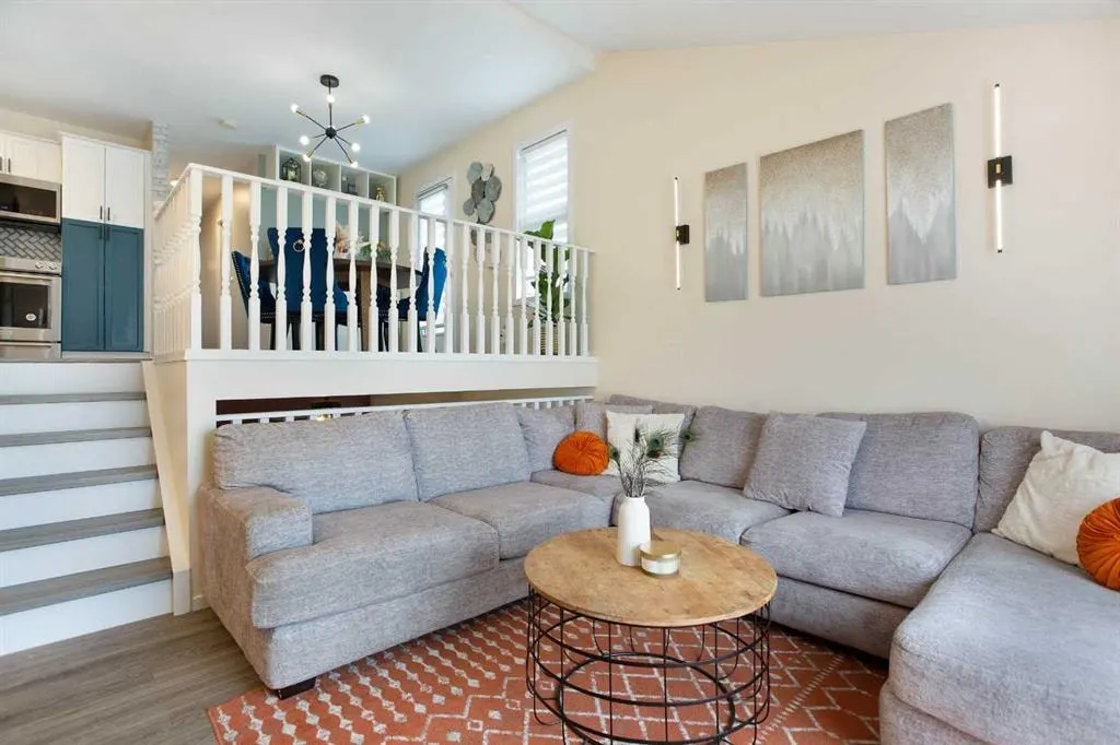 5 Shawglen Court SW — photo 1