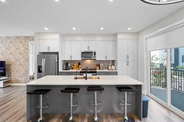 32 Evanscrest Court NW