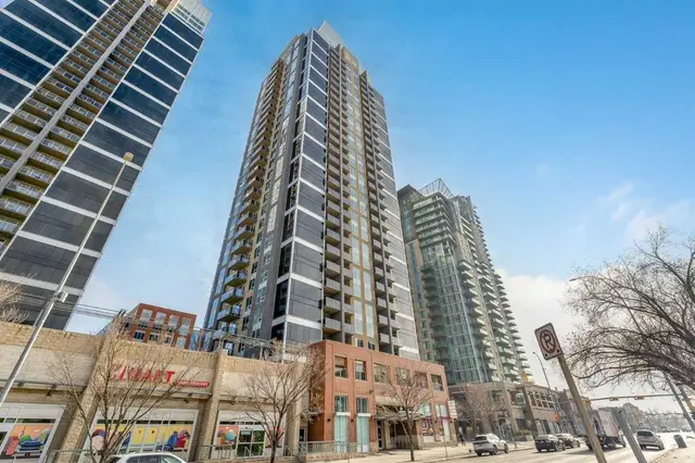 1320 1 Street SE #2702