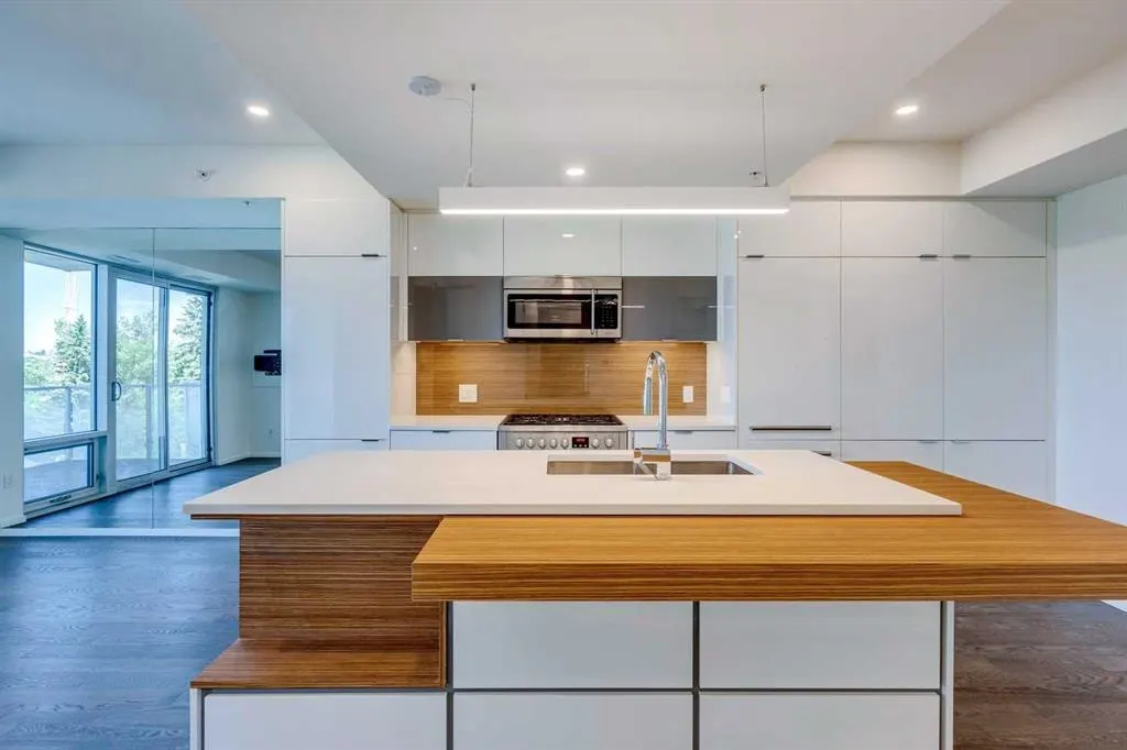 1020 9 Avenue SE #504 — photo 3