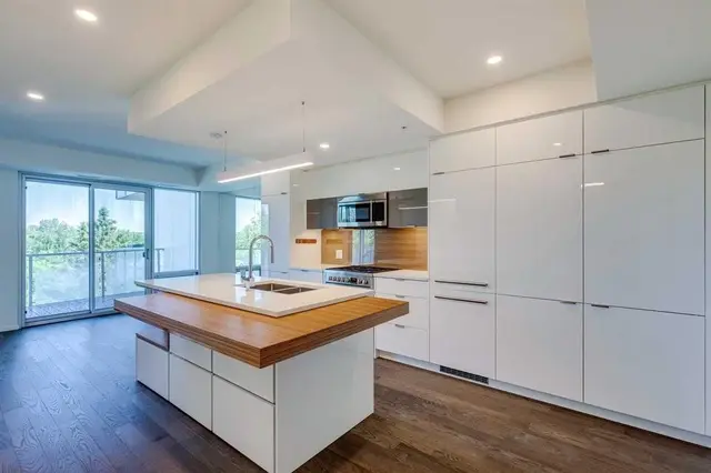 1020 9 Avenue SE #504