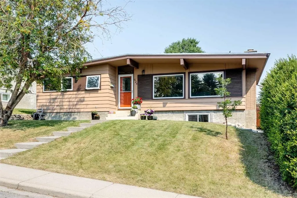 624 Sherman Avenue SW — photo 2