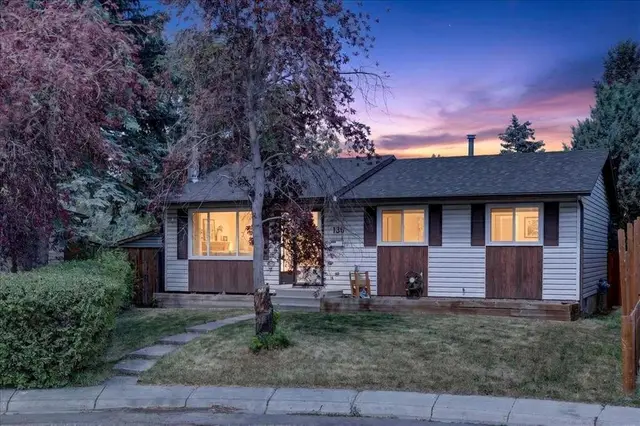 136 Templeview Place NE