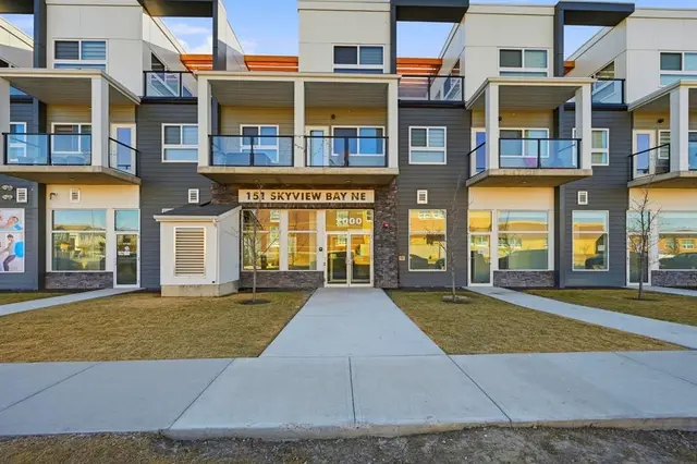 151 Skyview Bay NE #2216