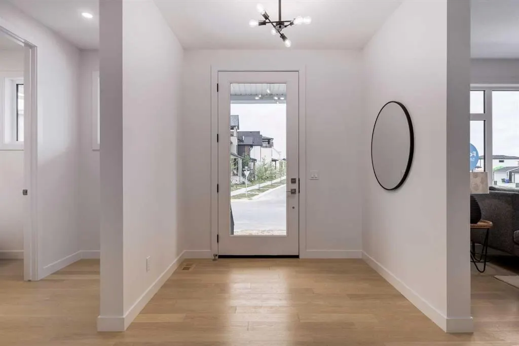 236 Bluerock Street SW — photo 3