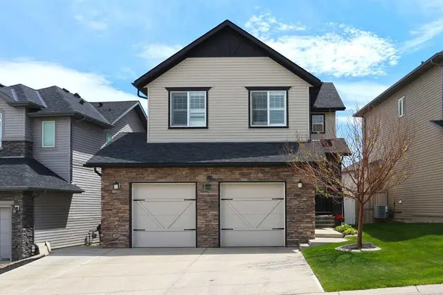 159 Sherwood Crescent NW