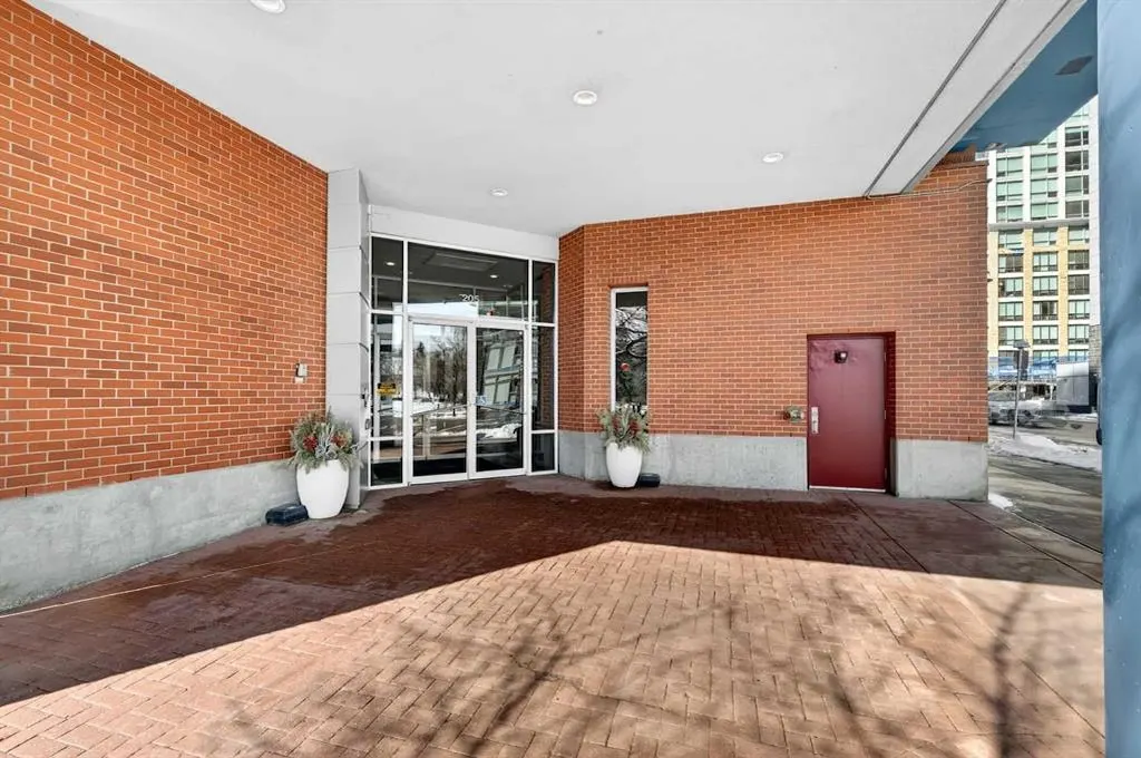 205 Riverfront Avenue SW #312 — photo 3