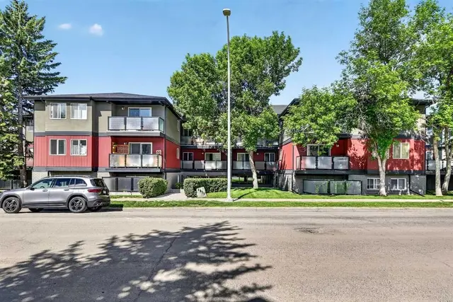 1915 26 Street SW #204