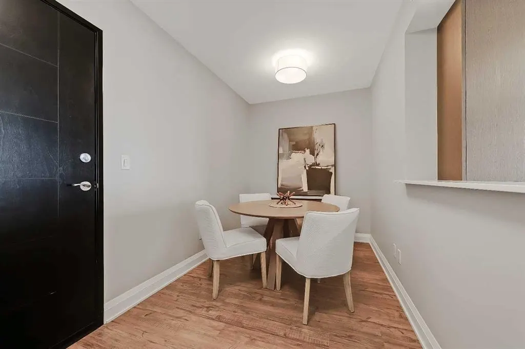 930 6 Avenue SW #2304 — photo 2