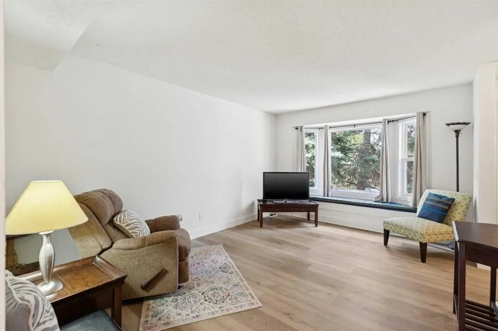 91 Deerfield Drive SE — photo 2