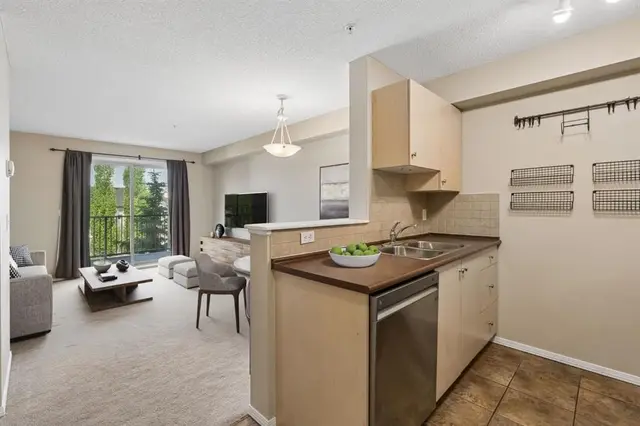 8 Bridlecrest Drive SW #1305