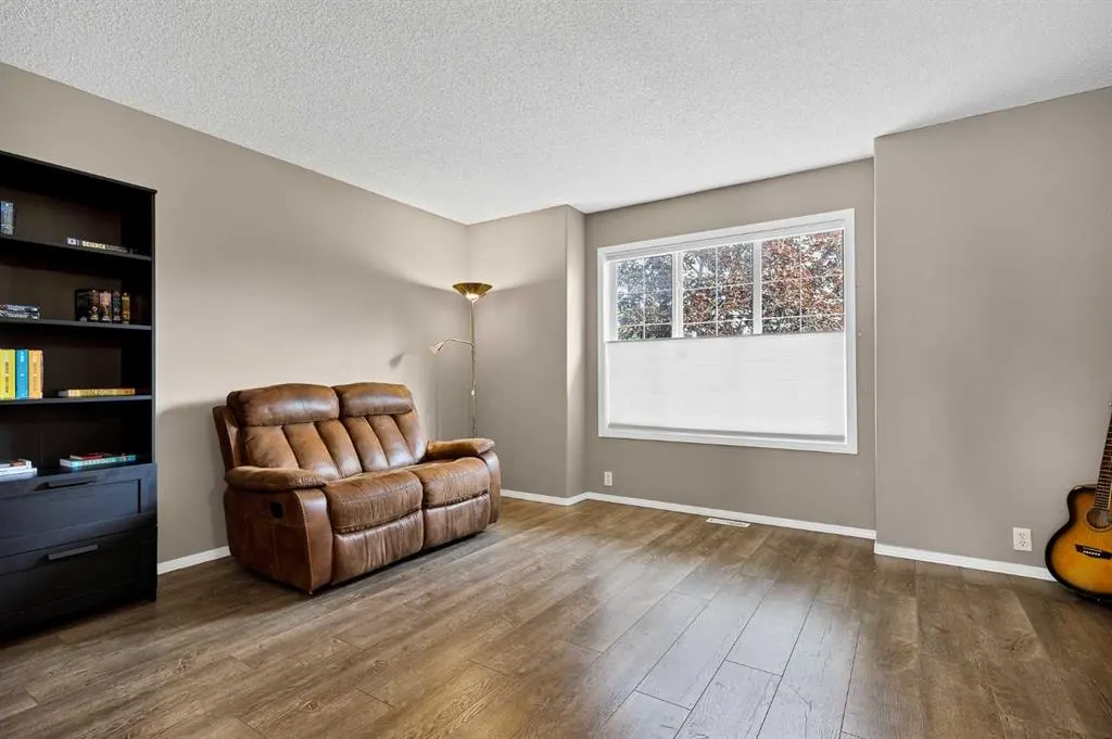 152 Covewood Green NE — photo 3