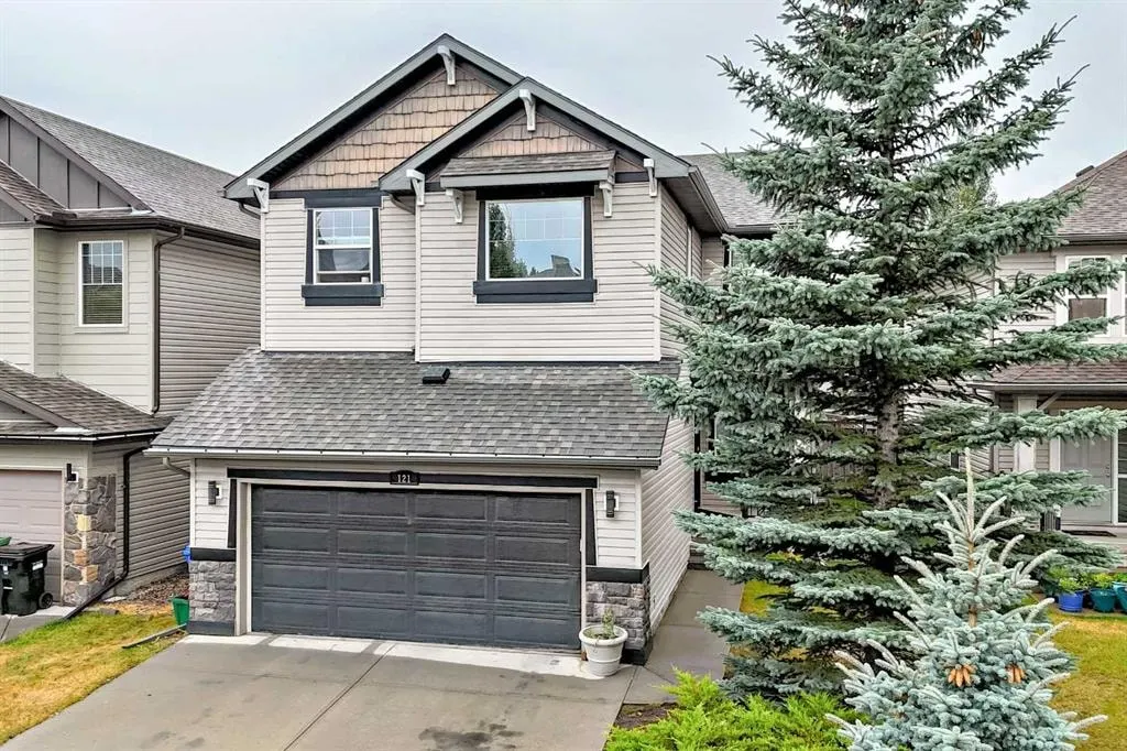 121 Chapalina Heights SE — photo 1