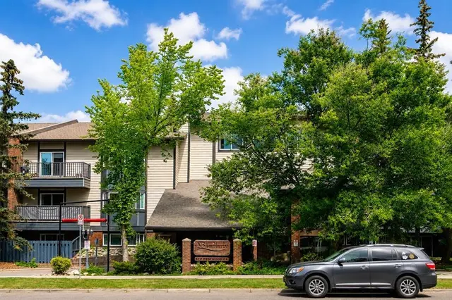 550 Westwood Drive SW #305