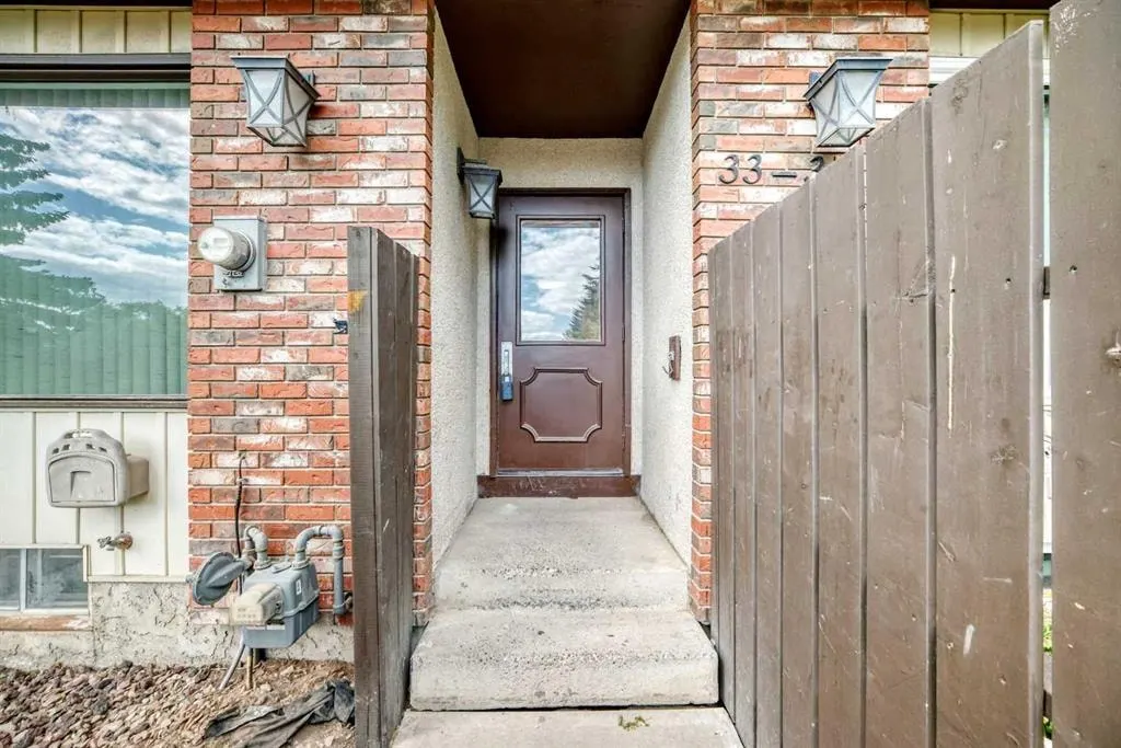 175 Manora Place #33 — photo 3