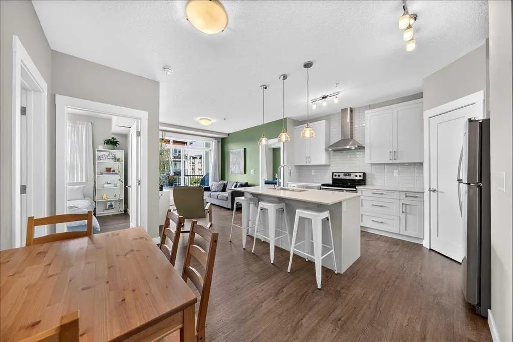 10 Walgrove Walk SE #310 — photo 3