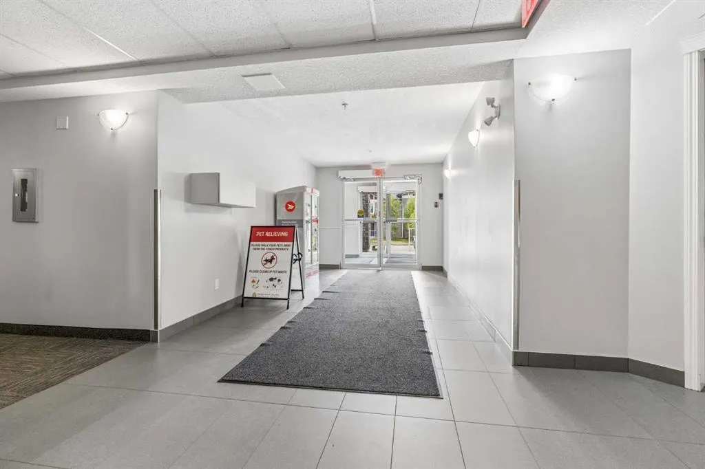 115 Prestwick Villas SE #4410 — photo 3