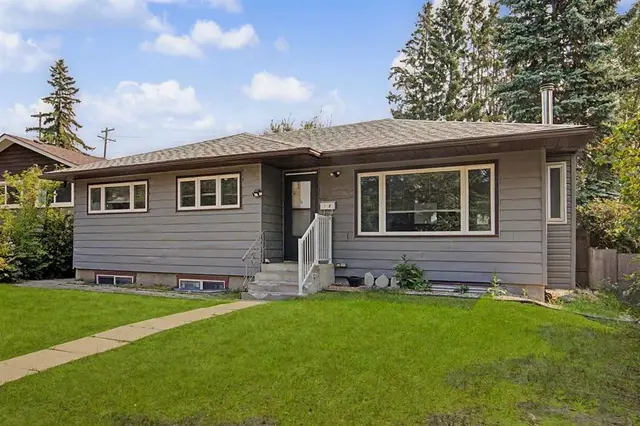 18 Collingwood Place NW