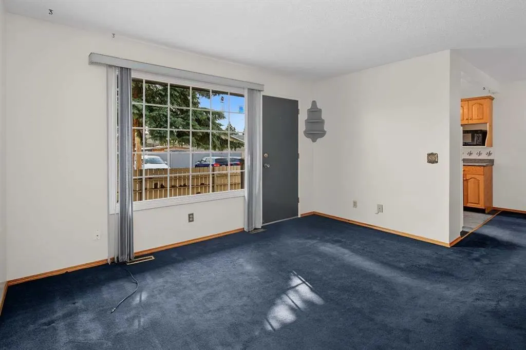 175 Manora Place NE #75 — photo 3