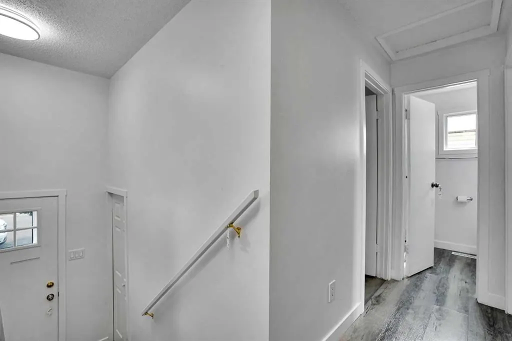 55 Falton Close NE — photo 3