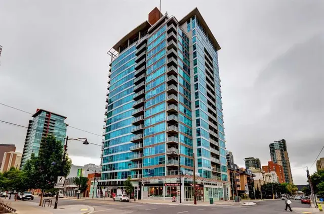188 15 Avenue SW #407