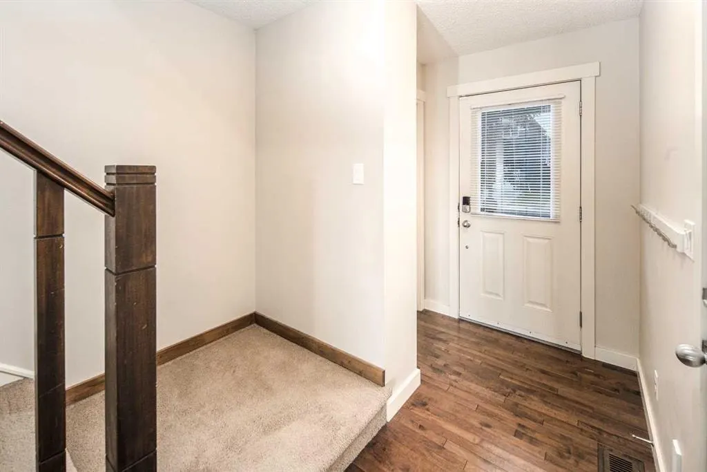 38 Nolanfield Road NW — photo 2