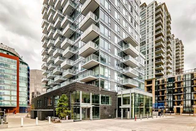 108 Waterfront Court SW #104