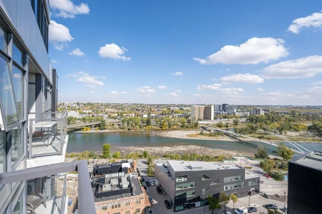 550 Riverfront Avenue SE #1605 — photo 3