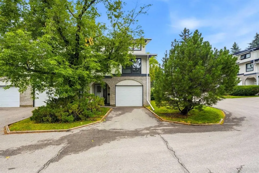 5400 Dalhousie Drive NW #26 — photo 2